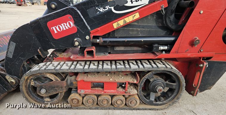 image for item LB9685 Toro TX525  compact utility loader