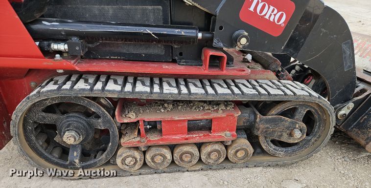 image for item LB9685 Toro TX525  compact utility loader