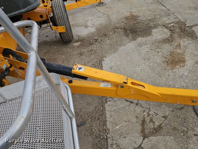 image for item LB9686 2016 Haulotte 4527A  boom lift