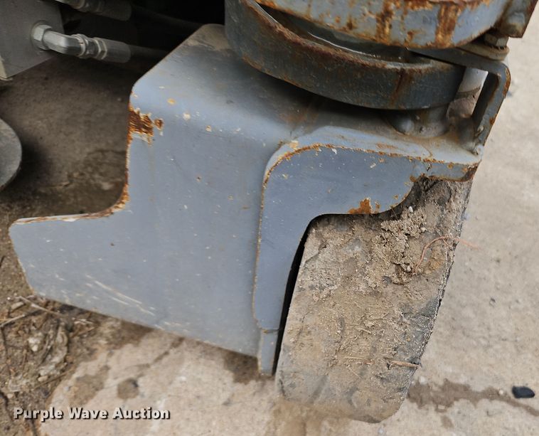 image for item LB9687 2015 Skyjack SJIII 3219  scissor lift