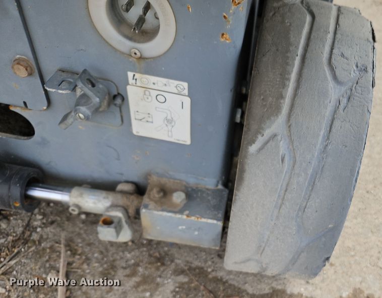 image for item LB9687 2015 Skyjack SJIII 3219  scissor lift