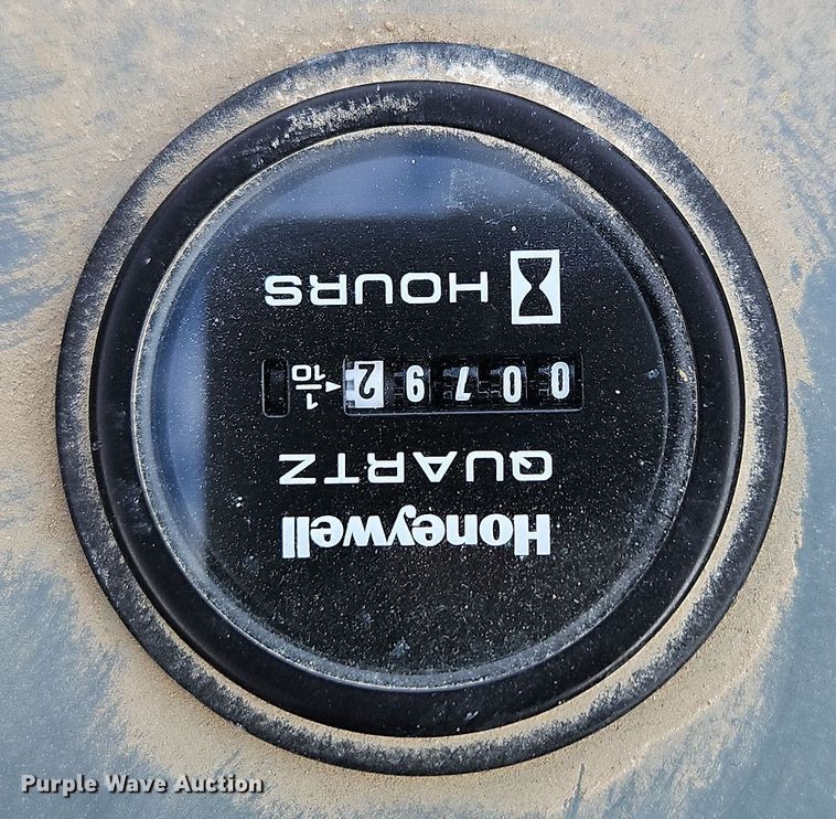 image for item LB9687 2015 Skyjack SJIII 3219  scissor lift