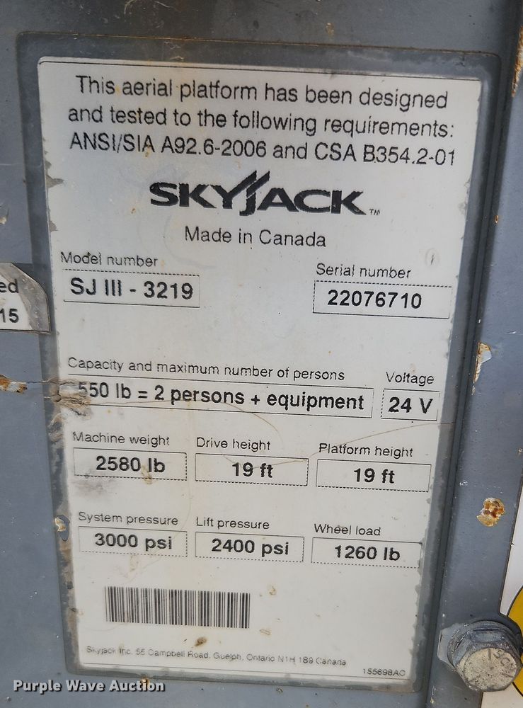 image for item LB9687 2015 Skyjack SJIII 3219  scissor lift
