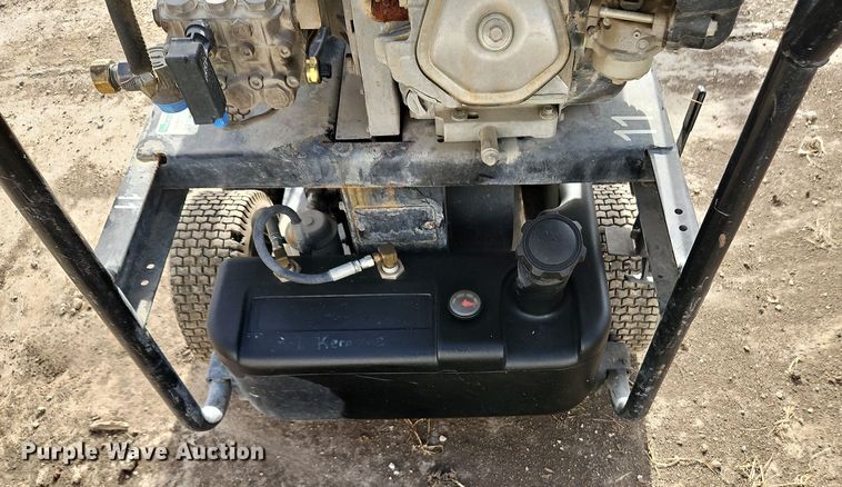 image for item LB9695 Mi-T-M HSP-3504-3MGH  pressure washer