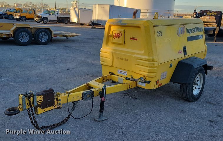 image for item LC9467 Ingersoll Rand 185 air compressor