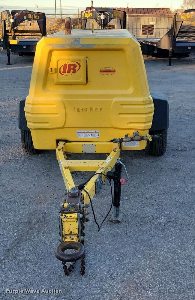 image for item LC9467 Ingersoll Rand 185 air compressor