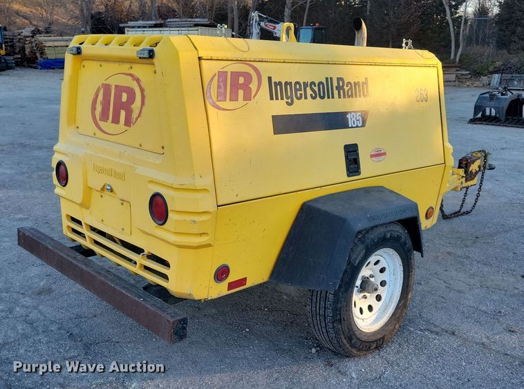 image for item LC9467 Ingersoll Rand 185 air compressor