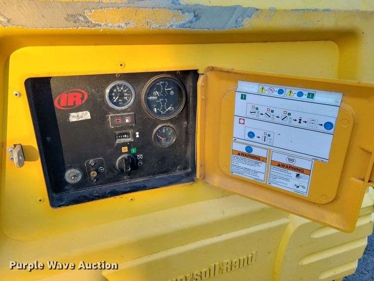 image for item LC9467 Ingersoll Rand 185 air compressor