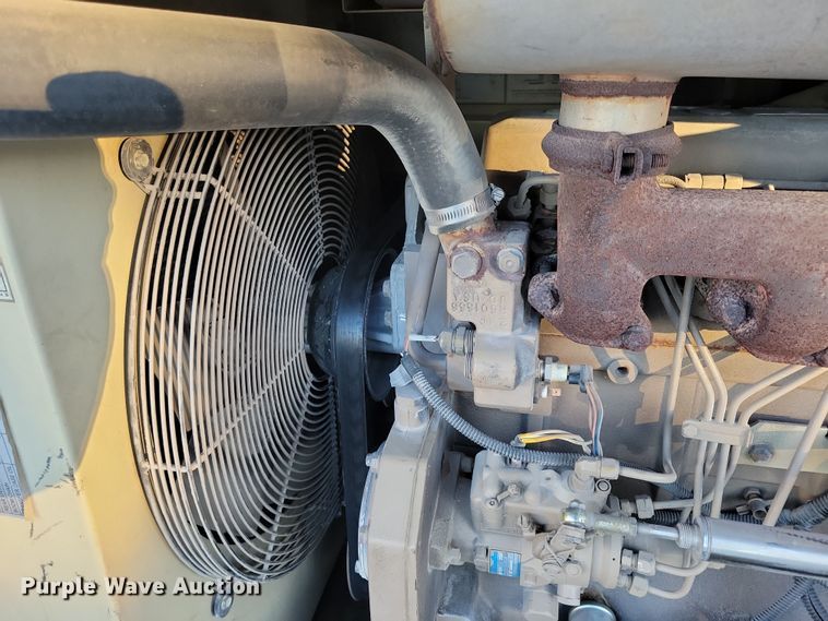 image for item LC9467 Ingersoll Rand 185 air compressor