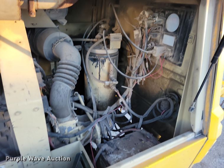 image for item LC9467 Ingersoll Rand 185 air compressor