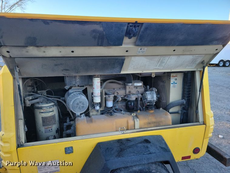 image for item LC9467 Ingersoll Rand 185 air compressor