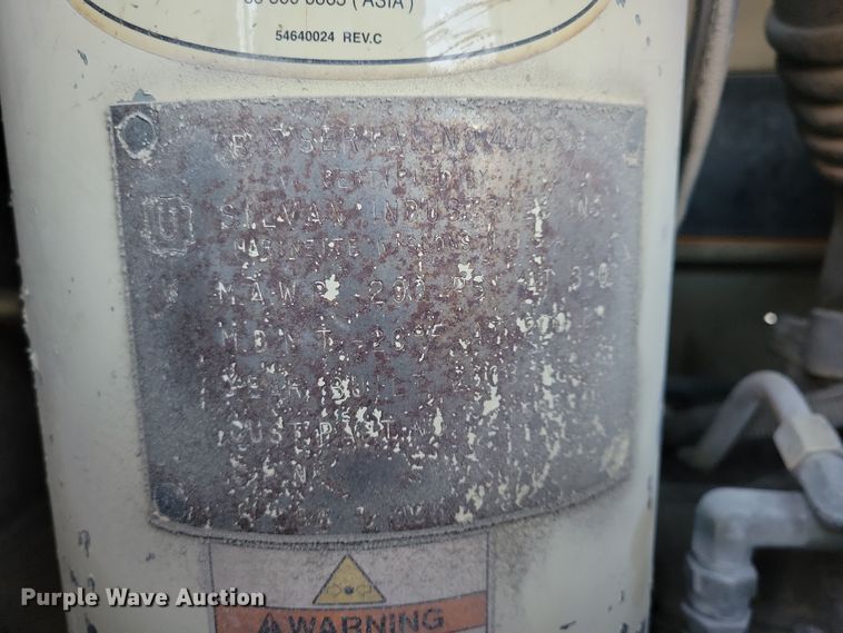 image for item LC9467 Ingersoll Rand 185 air compressor