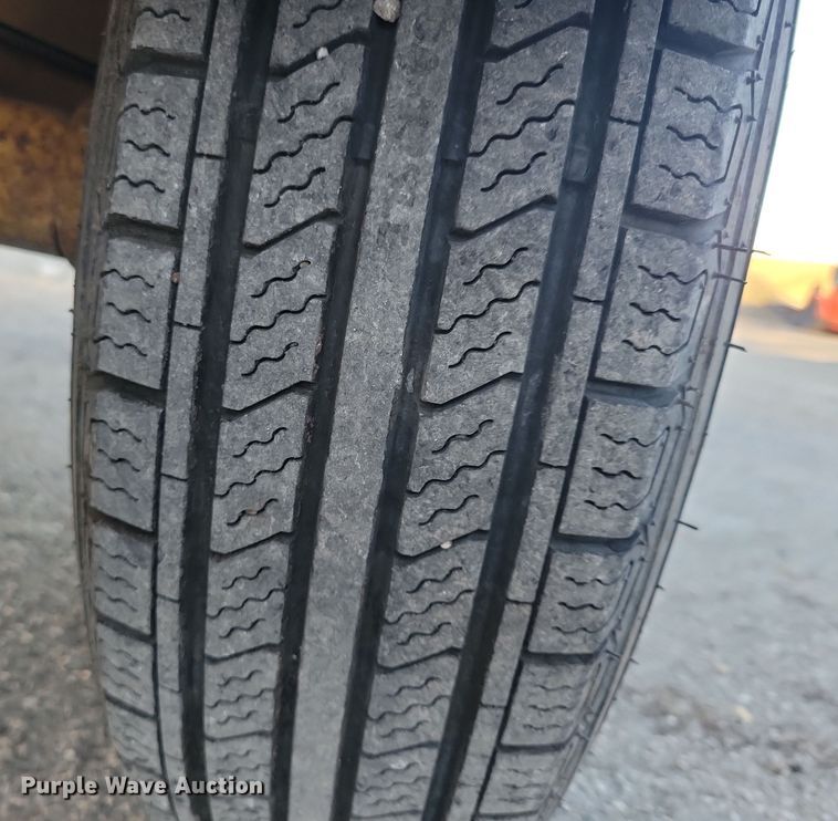 image for item LC9467 Ingersoll Rand 185 air compressor