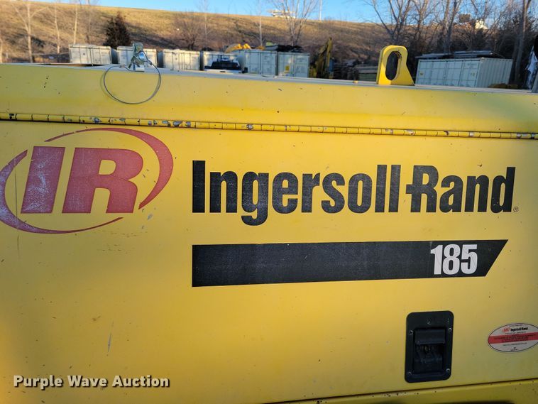image for item LC9467 Ingersoll Rand 185 air compressor