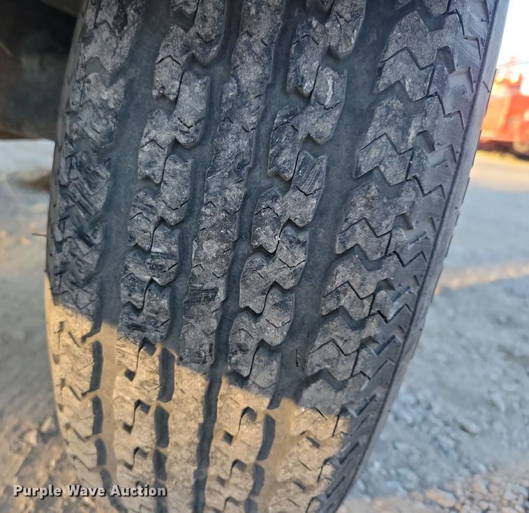 image for item LC9468 Ingersoll Rand 185 air compressor