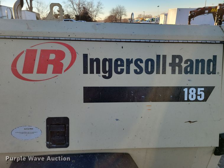 image for item LC9468 Ingersoll Rand 185 air compressor