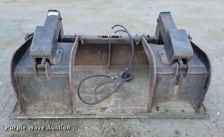 image for item LC9469 72