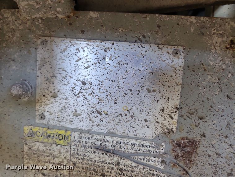 image for item LC9472 Skyjack scissor lift