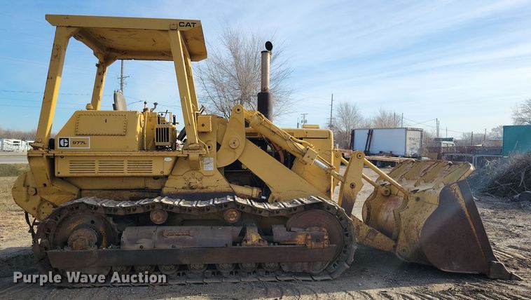 image for item LC9474 1978 Caterpillar 977L  track loader