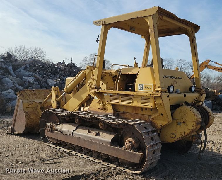 image for item LC9474 1978 Caterpillar 977L  track loader