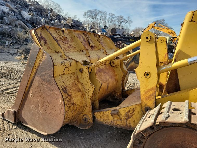 image for item LC9474 1978 Caterpillar 977L  track loader