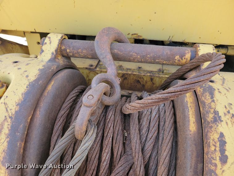 image for item LC9474 1978 Caterpillar 977L  track loader