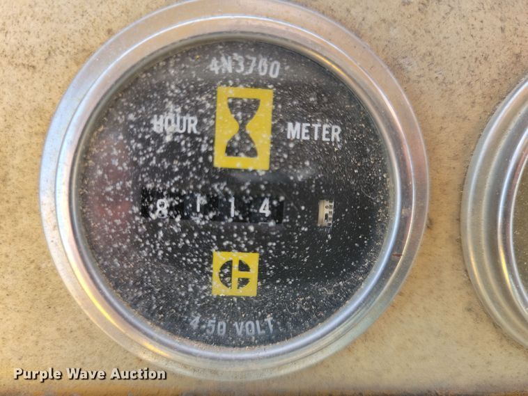 image for item LC9474 1978 Caterpillar 977L  track loader