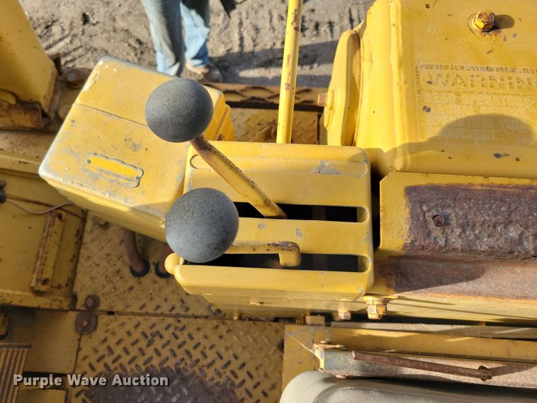 image for item LC9474 1978 Caterpillar 977L  track loader