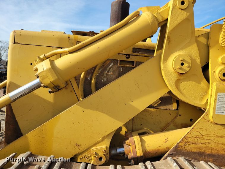 image for item LC9474 1978 Caterpillar 977L  track loader