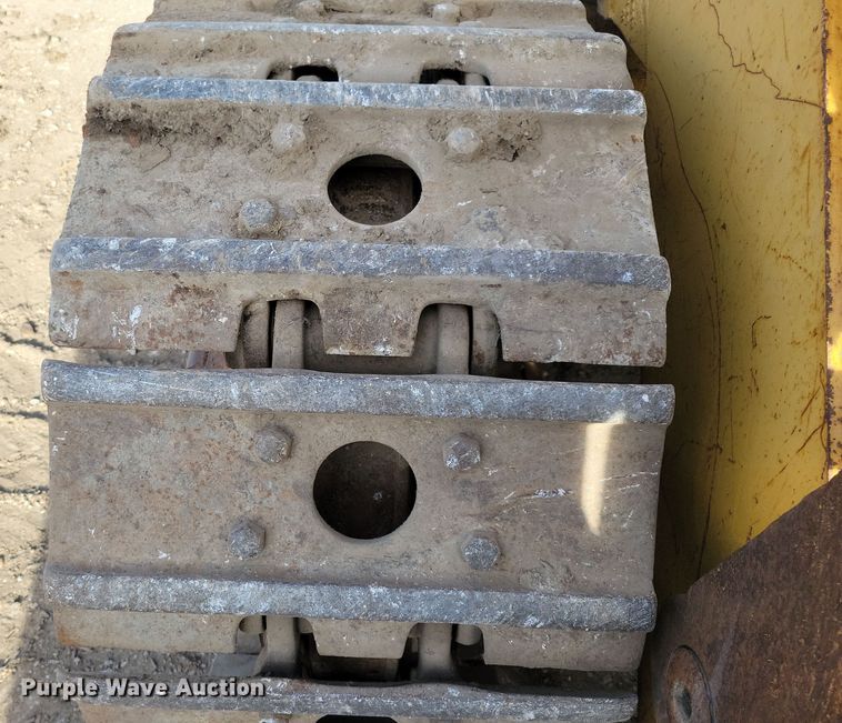 image for item LC9474 1978 Caterpillar 977L  track loader