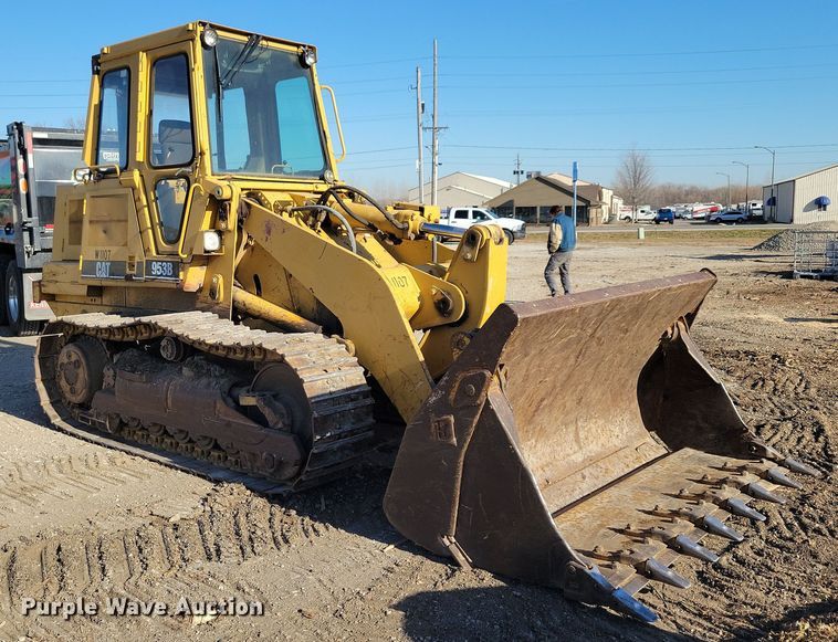 image for item LC9476 1995 Caterpillar 953B  loader