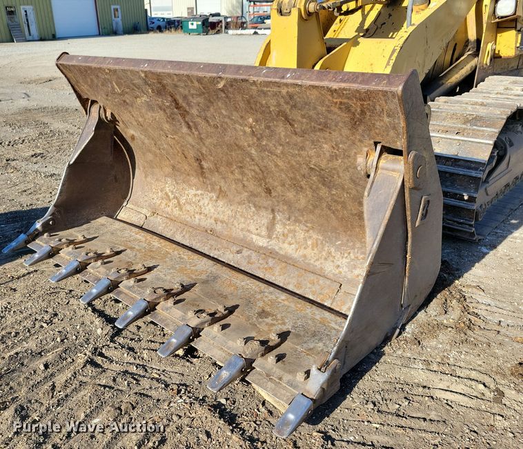 image for item LC9476 1995 Caterpillar 953B  loader