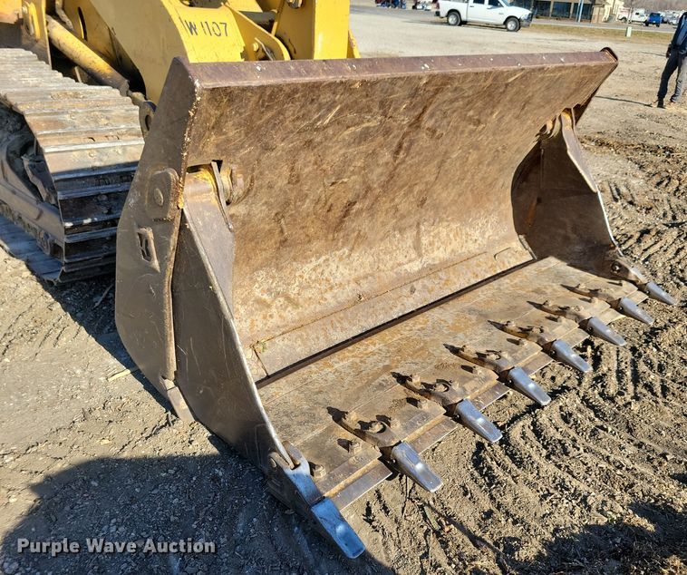 image for item LC9476 1995 Caterpillar 953B  loader