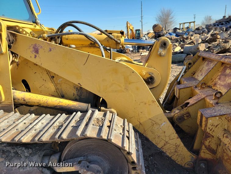 image for item LC9476 1995 Caterpillar 953B  loader