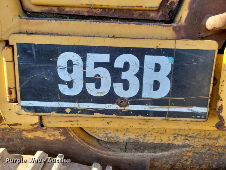 image for item LC9476 1995 Caterpillar 953B  loader