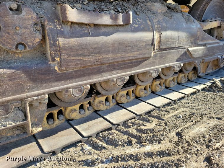 image for item LC9476 1995 Caterpillar 953B  loader