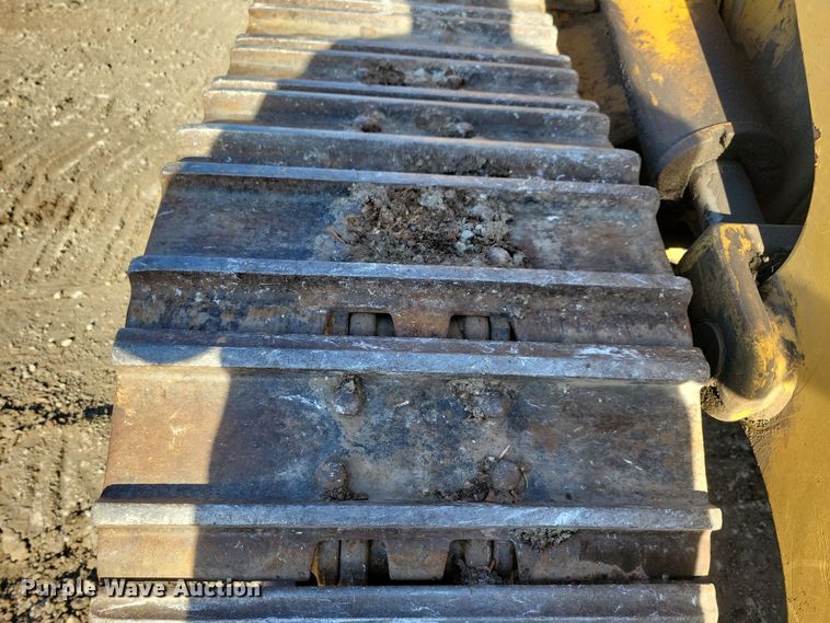 image for item LC9476 1995 Caterpillar 953B  loader