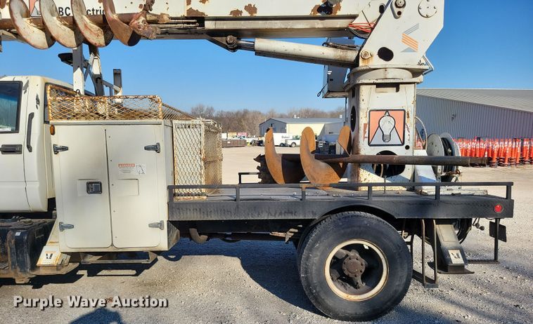 image for item LC9477 1992 Chevrolet Kodiak C6500  digger derrick truck