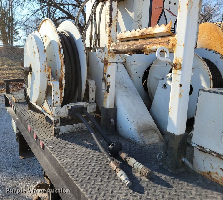 image for item LC9477 1992 Chevrolet Kodiak C6500  digger derrick truck