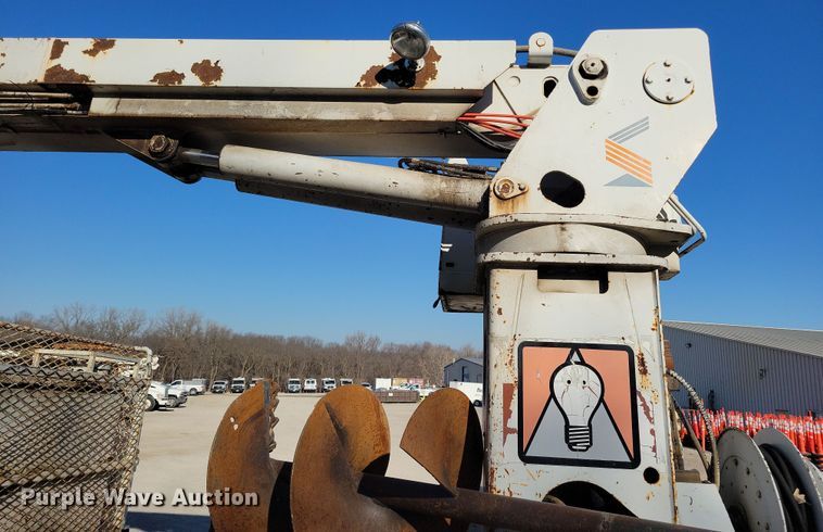 image for item LC9477 1992 Chevrolet Kodiak C6500  digger derrick truck