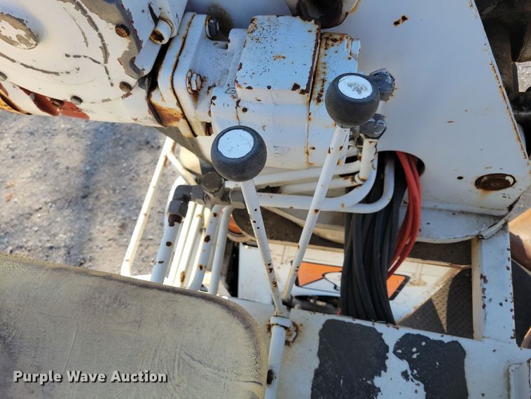 image for item LC9477 1992 Chevrolet Kodiak C6500  digger derrick truck