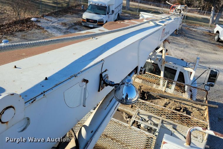 image for item LC9477 1992 Chevrolet Kodiak C6500  digger derrick truck