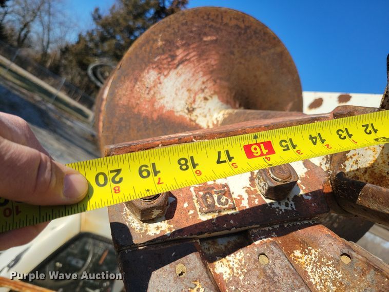 image for item LC9477 1992 Chevrolet Kodiak C6500  digger derrick truck