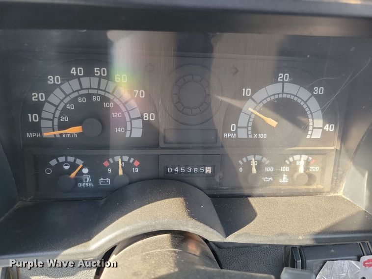 image for item LC9477 1992 Chevrolet Kodiak C6500  digger derrick truck