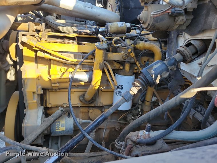 image for item LC9477 1992 Chevrolet Kodiak C6500  digger derrick truck