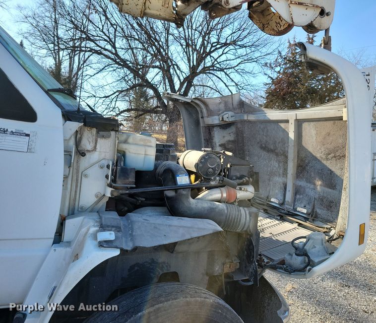 image for item LC9477 1992 Chevrolet Kodiak C6500  digger derrick truck