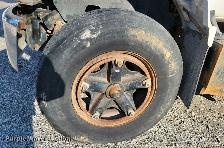 image for item LC9477 1992 Chevrolet Kodiak C6500  digger derrick truck