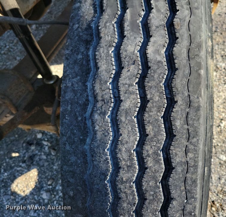 image for item LC9477 1992 Chevrolet Kodiak C6500  digger derrick truck