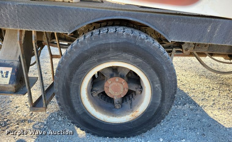 image for item LC9477 1992 Chevrolet Kodiak C6500  digger derrick truck