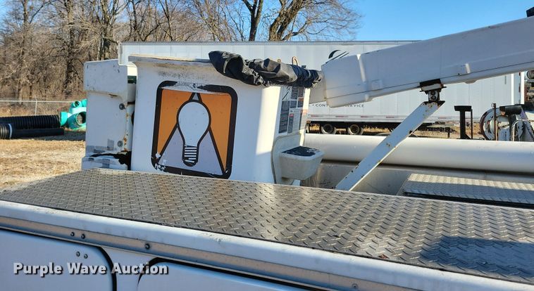 image for item LC9478 2008 Ford F550  bucket truck